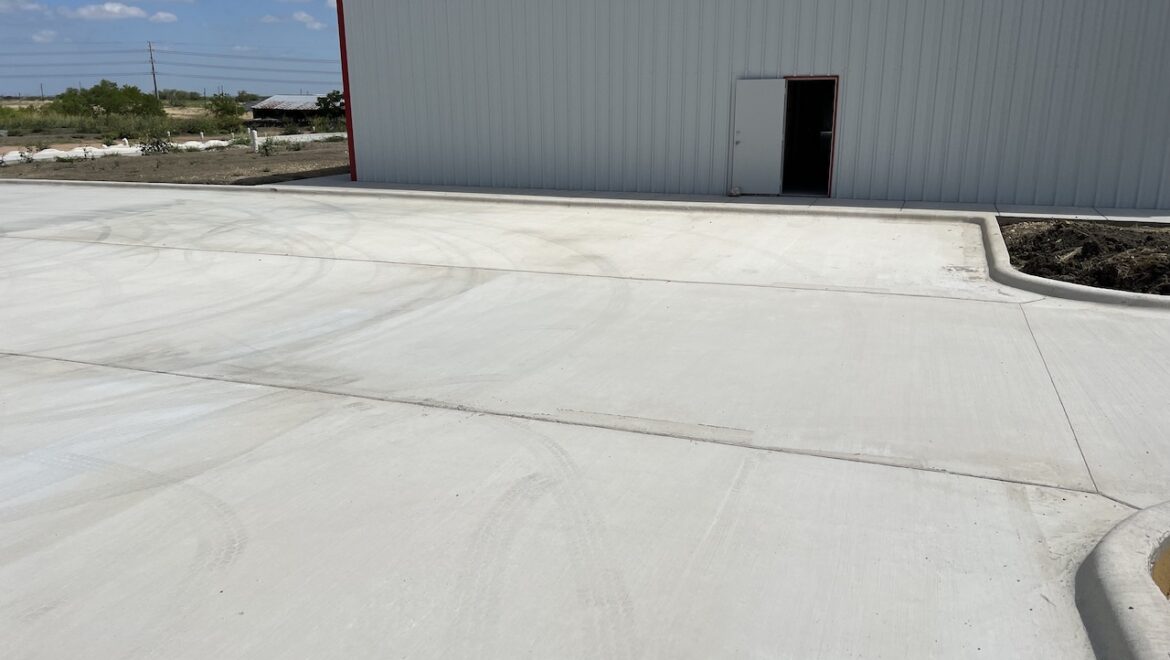 The Advantages of Concrete Parking Lot Construction