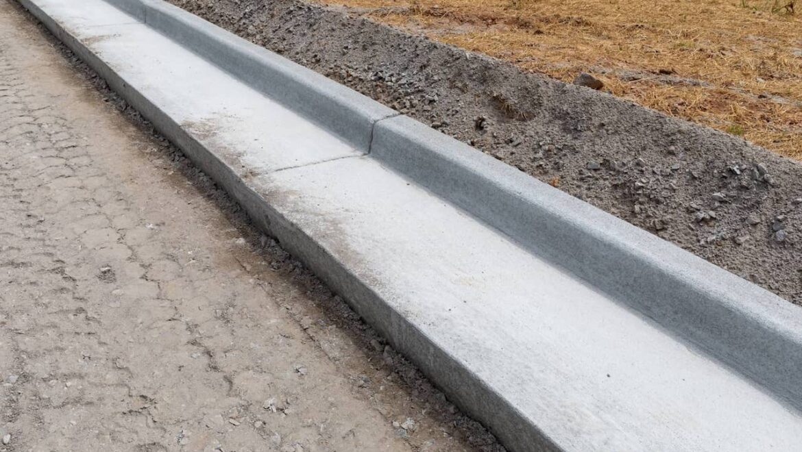 What Are The Types of Concrete Curbs in Dallas?
