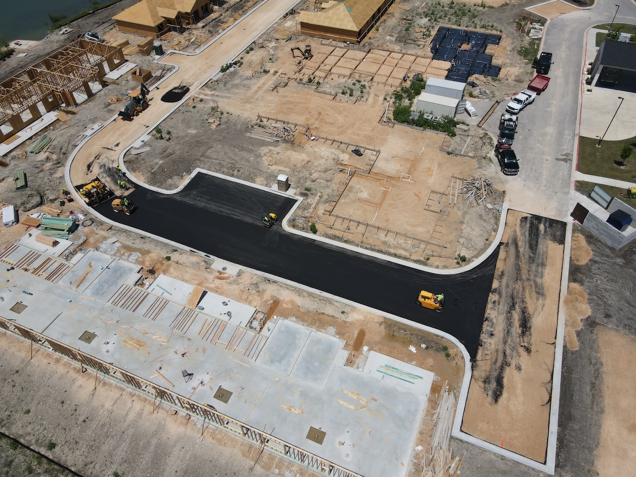 Top Signs Your Asphalt Paving Has Inadequate Drainage