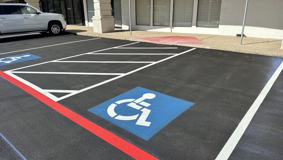 5 Things You Need To Know About Paving A Parking Lot in Dallas