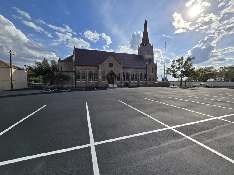 4 Methods for Fall Asphalt Parking Lot Repair